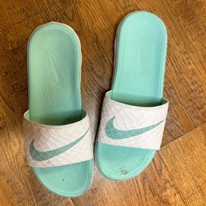 Nike slides
